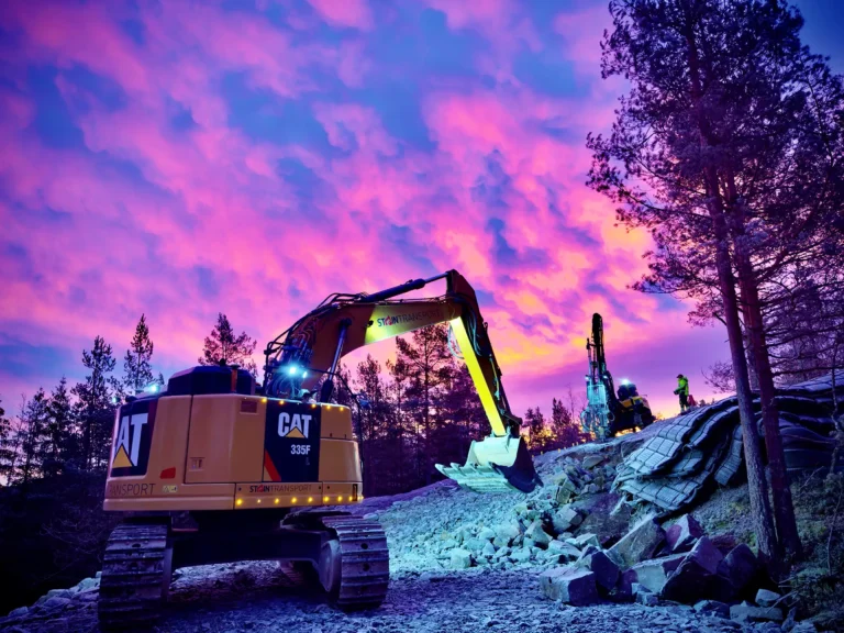 Boring- og sprengningsarbeider i Kragerø - Steintransport