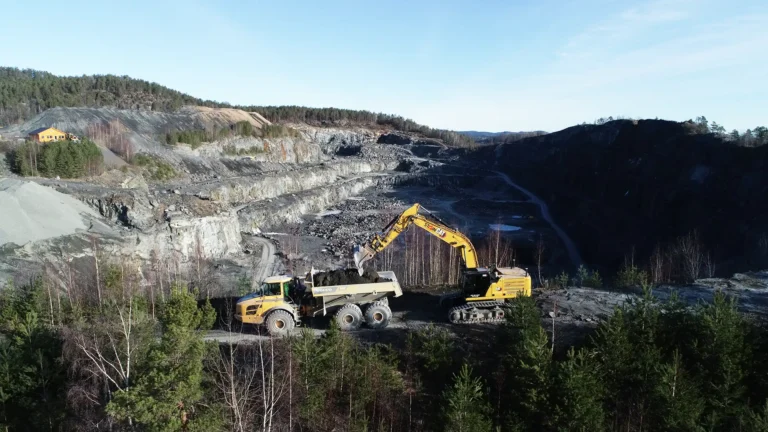 Valberg Pukkverkdrift - Steintransport