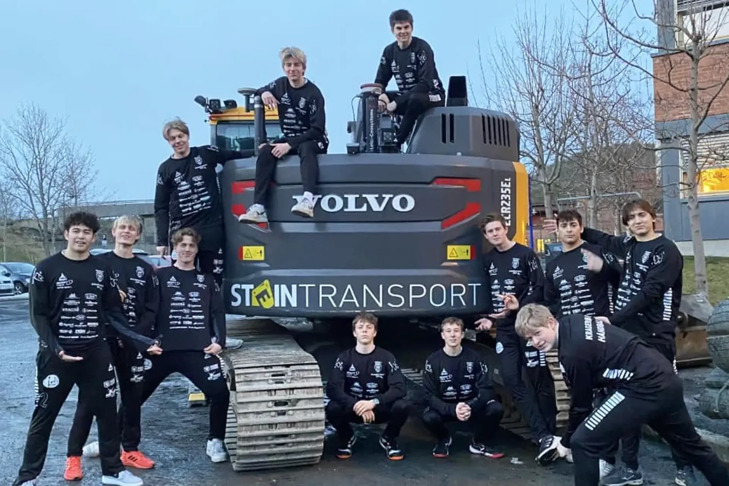 Steintransport sponser Kragerø Idrettsforening håndball